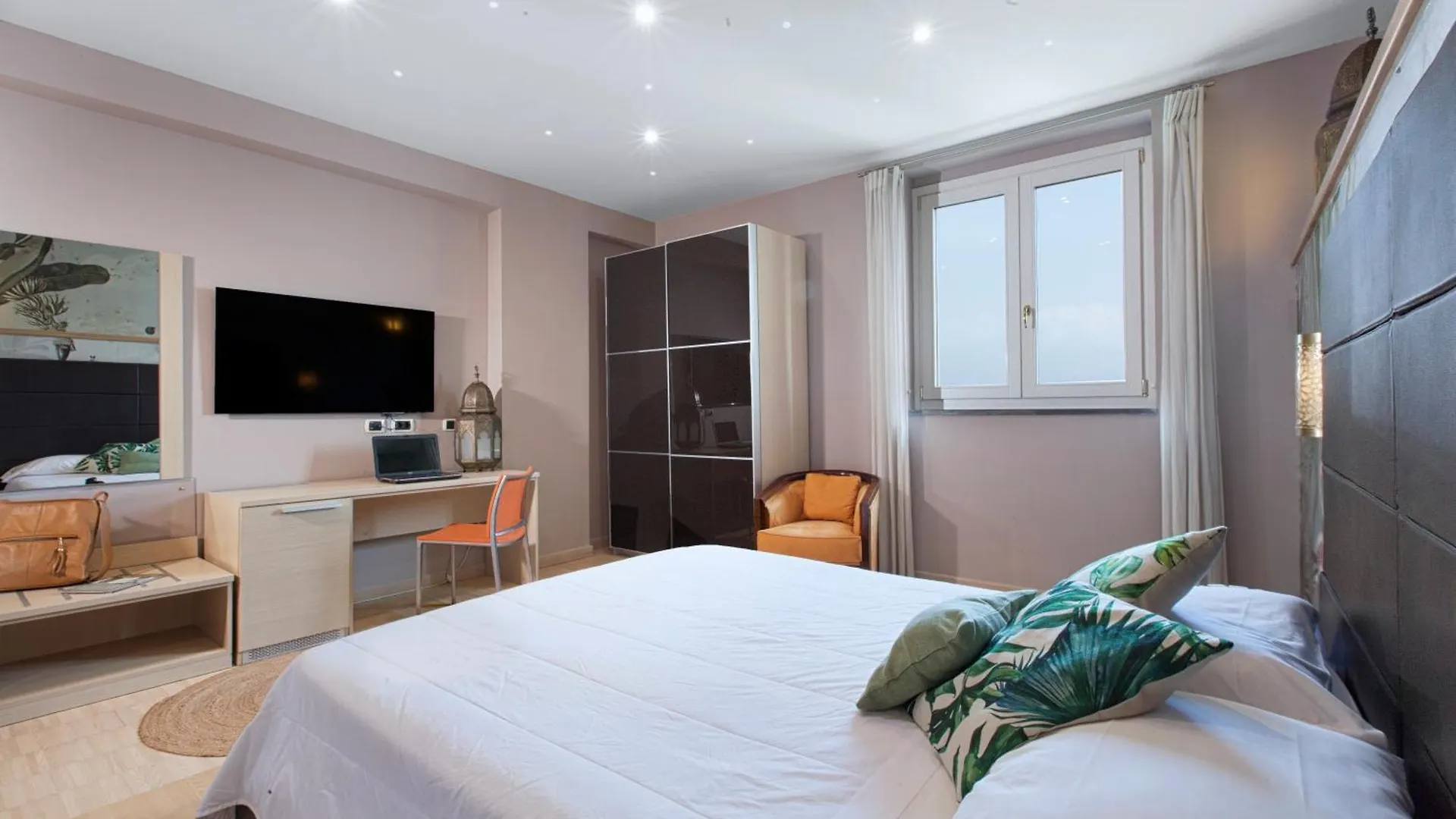 Villa Santa Maria - Luxury Sea View Rooms Amalfi 2*,  Italia
